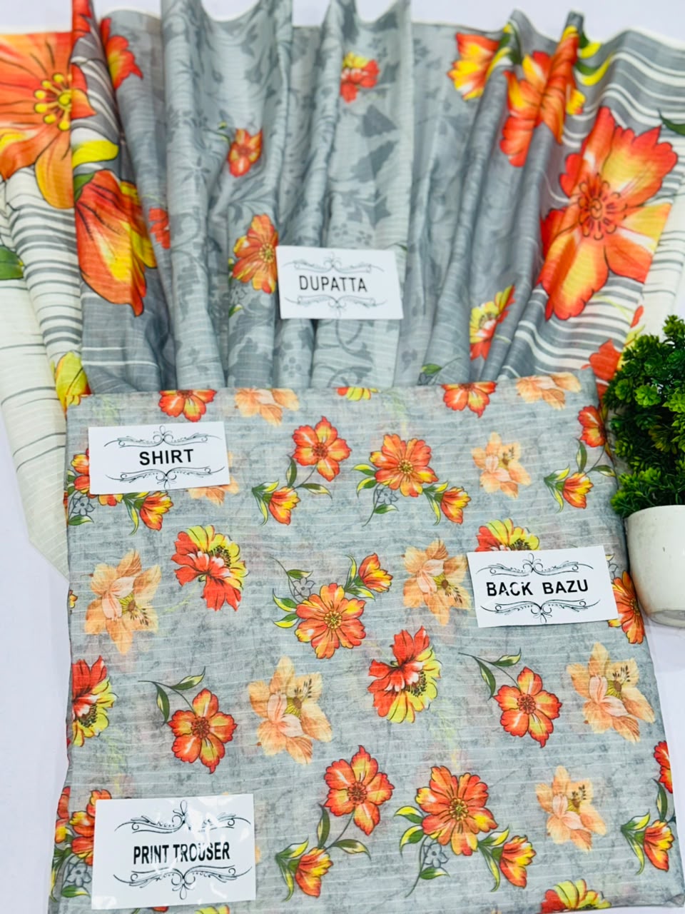 Degital Bana dora 3 Piece Lawn  Lawn dupata